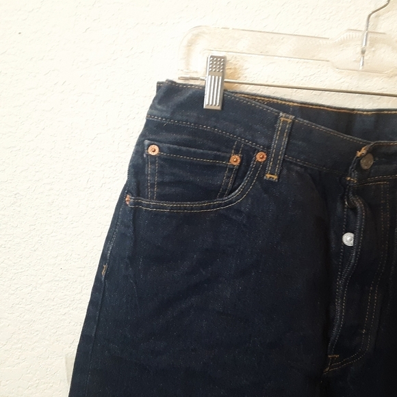 Levi Strauss & Co. 501 Button Fly Denim 5-Pocket Jeans Levis Men's 36Wx32L - Picture 7 of 16